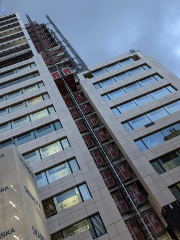 Brogan joins Topping out ceremony at City of London development